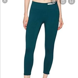 Dark Green Seamless Under Armour Threadborne